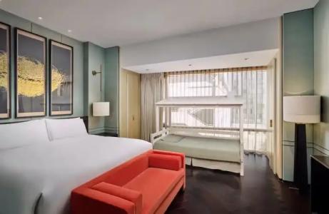 Waldorf Astoria - 103