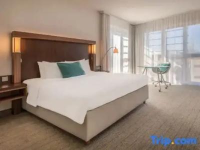Courtyard by Marriott - 23