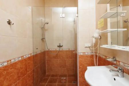 Klinicheskiy Sanatoriy Metallurg Health resort - 52