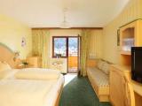 Standard Triple room with balcony