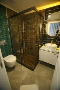 Cevik Palace Otel - 28