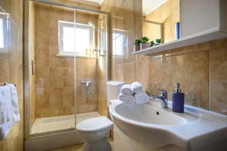 California Apartments - 7