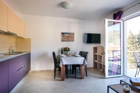 California Apartments - 43