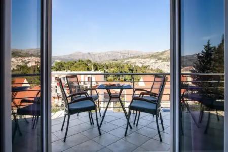 California Apartments - 49