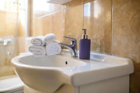 California Apartments - 8