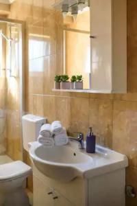 California Apartments - 48