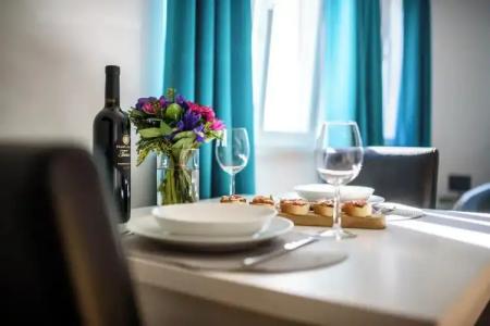 California Apartments - 26