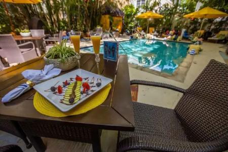 Riviera South Beach - 9