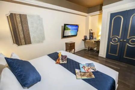 Riviera South Beach - 86