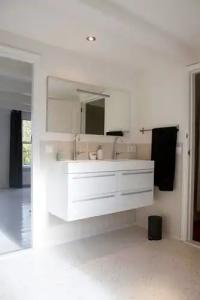 Mokum Suites - 2