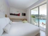 Single room with sea view