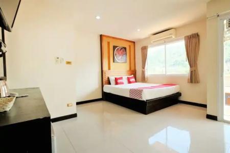 OYO 485 Million Patong Beach Resort - 5
