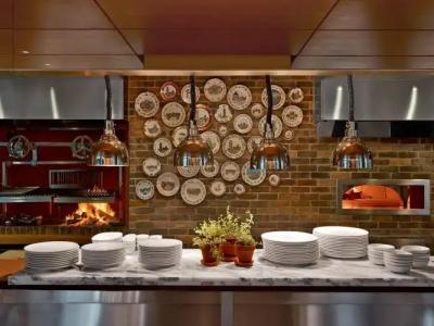 Dua Miami, Autograph Collection - 11