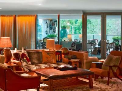 Dua Miami, Autograph Collection - 7