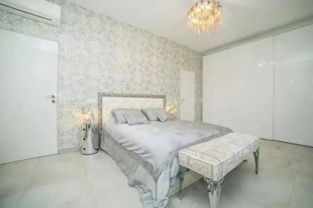 RentBel Very Central Apartments near GUM - 78