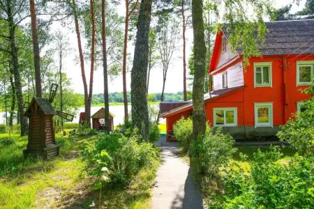 Nevido Tourist base - 12