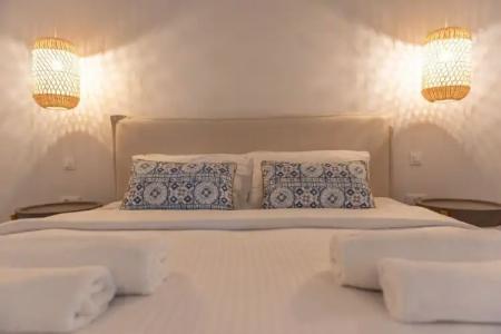 Adonis Studios & Apartments - 200