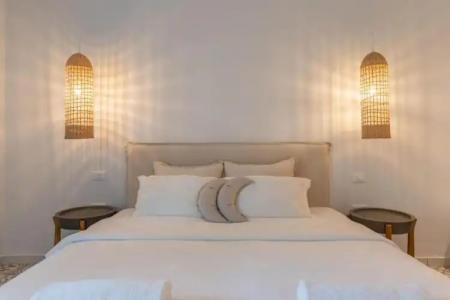 Adonis Studios & Apartments - 388