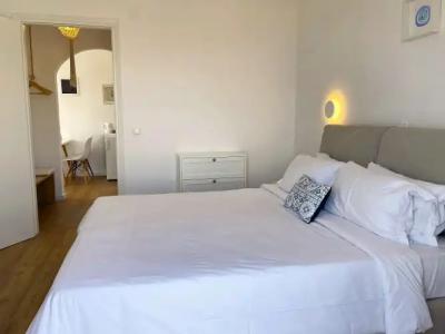 Adonis Studios & Apartments - 4