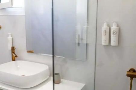 Adonis Studios & Apartments - 161