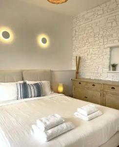 Adonis Studios & Apartments - 163