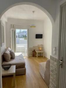 Adonis Studios & Apartments - 286