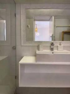 Adonis Studios & Apartments - 69