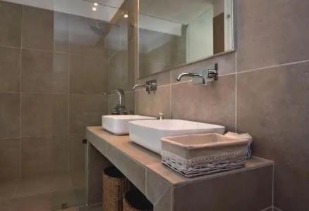 Adonis Studios & Apartments - 221