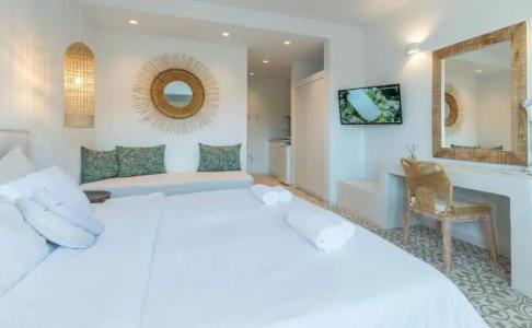 Adonis Studios & Apartments - 360