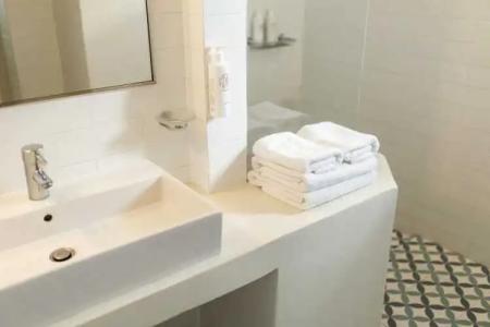 Adonis Studios & Apartments - 108