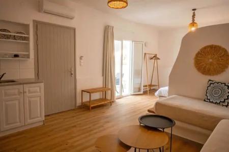 Adonis Studios & Apartments - 175