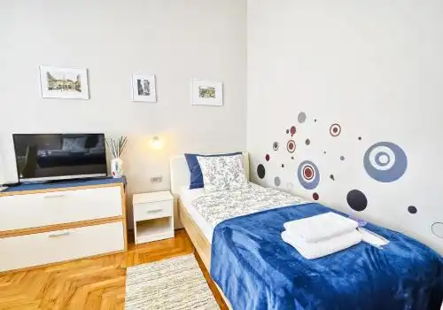 Lavender - City Room with free parking - 42