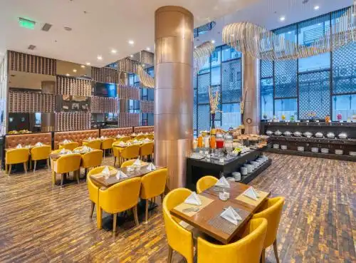 Holiday Inn Kolkata Airport, an IHG - 100