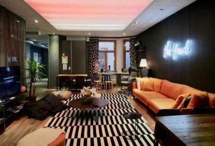 The Yard Hostel - 10