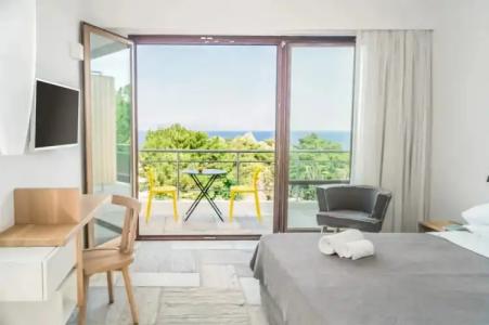 Semeli Boutique - 11