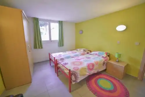 Basecamp Guest House - 60