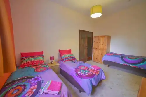 Basecamp Guest House - 25