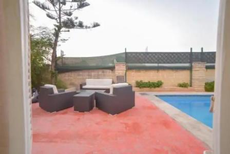 Basecamp Guest House - 13