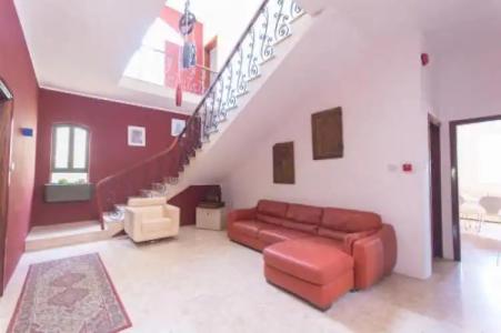 Basecamp Guest House - 10