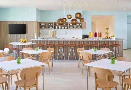 Element Chandler Fashion Center - 18