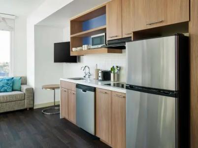 Element Chandler Fashion Center - 16