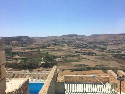 Orchid House Bed and Breakfast - 14