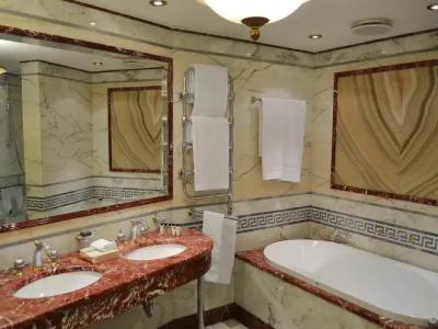 Taleon Imperial - 206