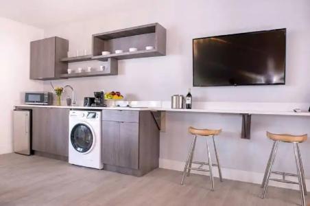 Waterside and Suites - 18