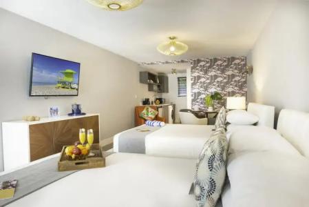 Waterside and Suites - 25