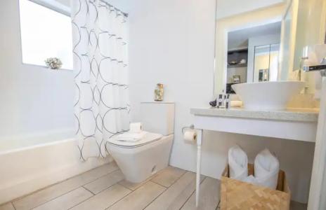 Waterside and Suites - 26