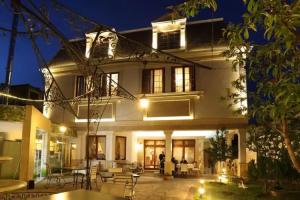 Green Palace Hotel, Shumen