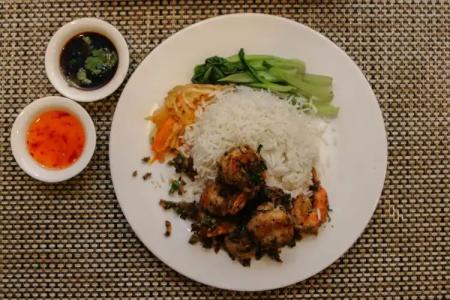 Lotus Buddha Inn - 10