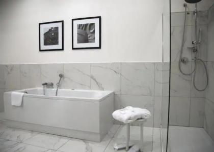 Stelle The Businest - 99