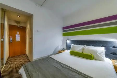 B&B Barcelona - 37